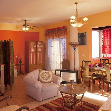 Semiramis Apartments Ierápetra Buitenkant foto